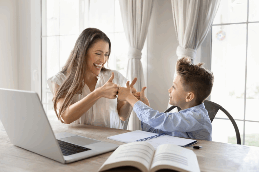 Overcoming shyness! The story of B-kun who came to love English