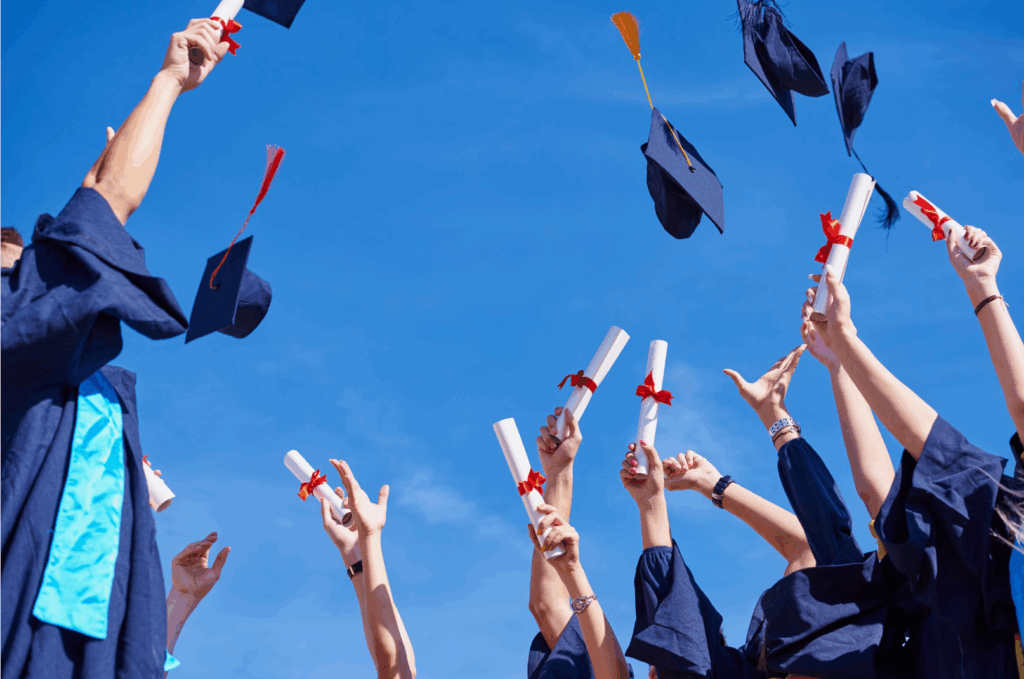 The path to studying at a university abroad! What are the international qualifications IGCSE and A-Level?