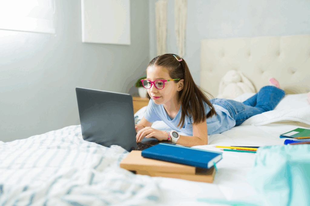 You can take classes from anywhere in the world! A learning environment that doesn't require you to choose a location